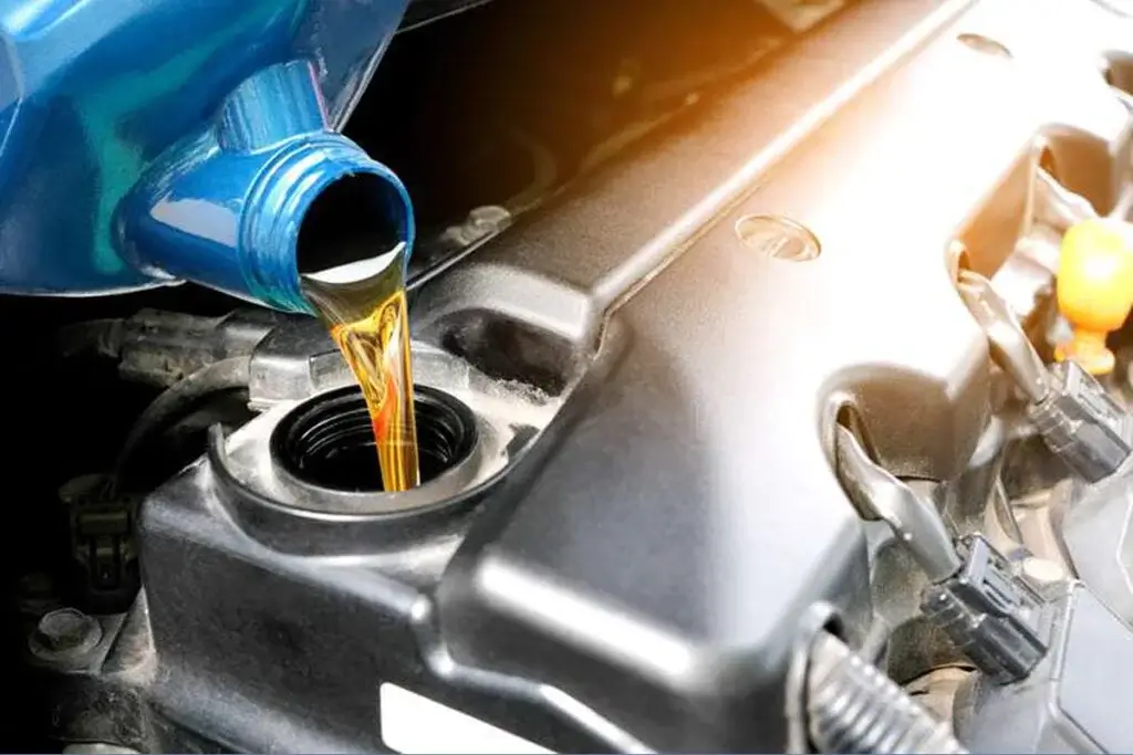 Lubricating-Oils-Greases-1024x683